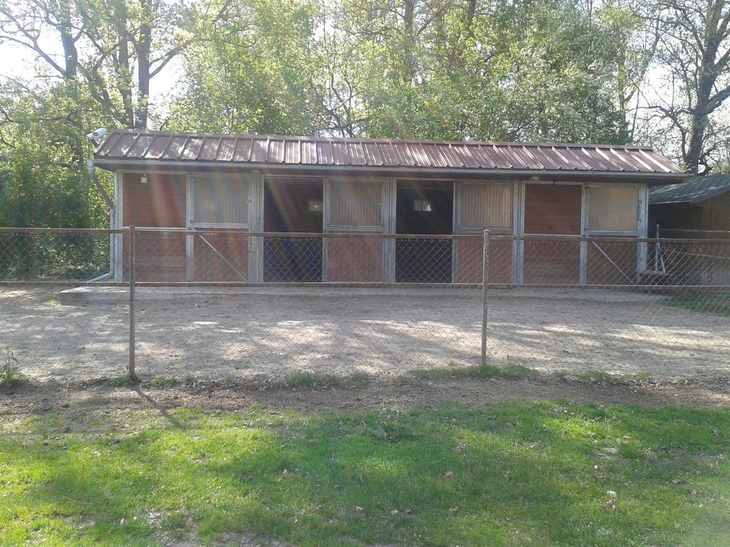 Chata Zahrada Madeta Veseli nad Luznici Exterior photo